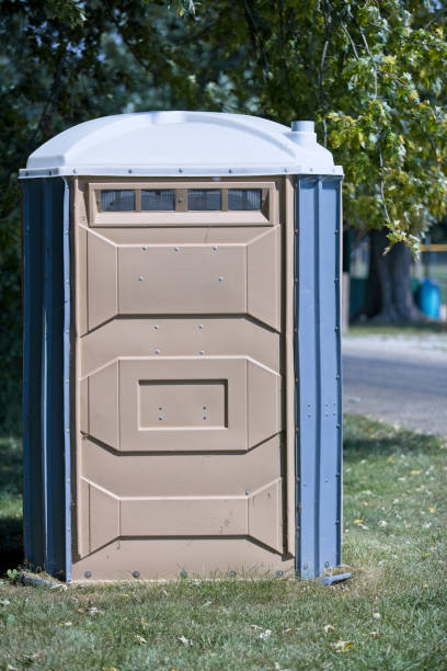 Porta potty delivery and setup in Delmar, DE